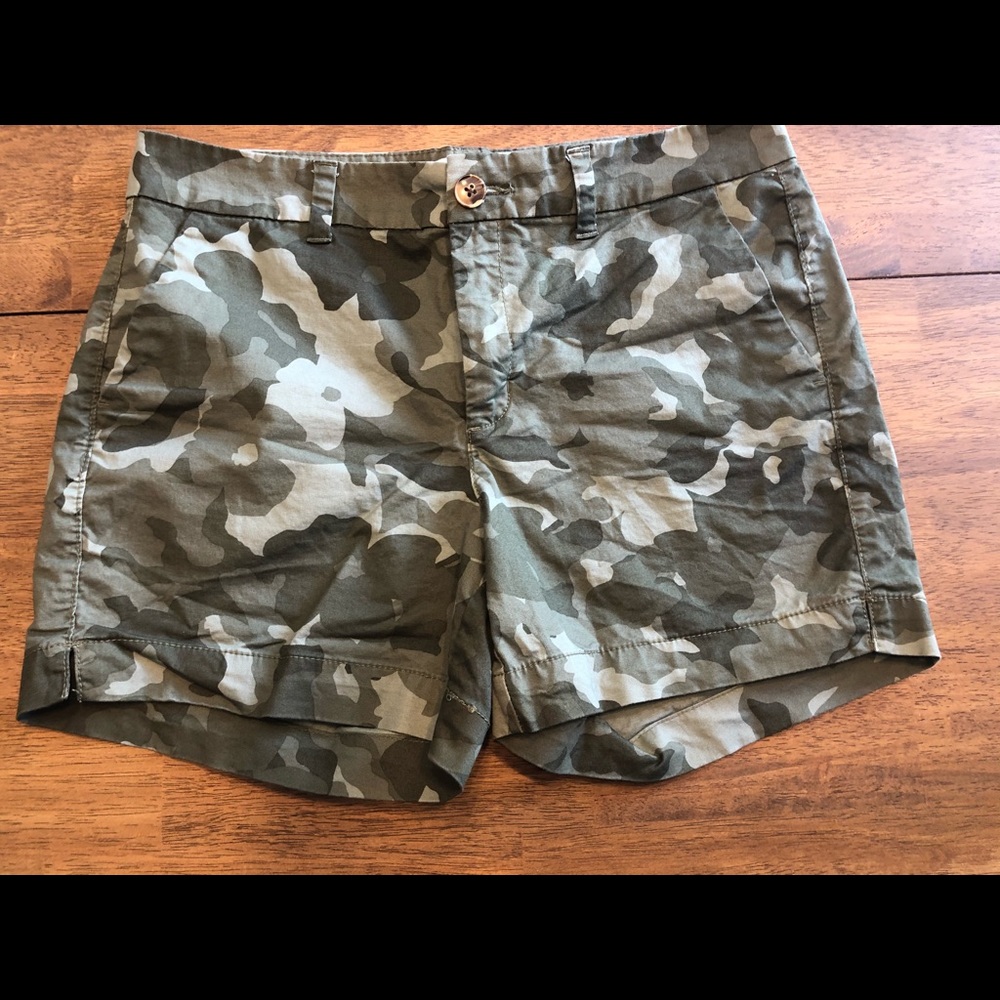 Old Navy Camo shorts